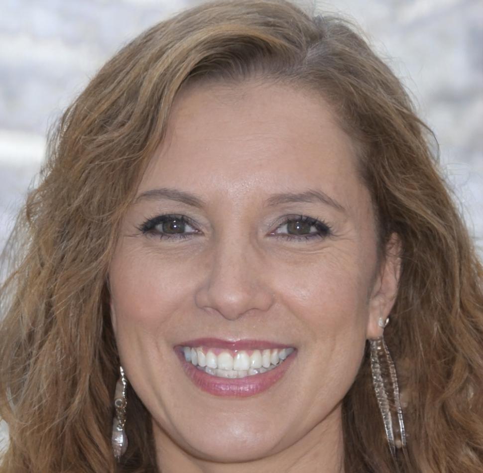 Portrait de Sophie Martineau, experte en stratégies financières